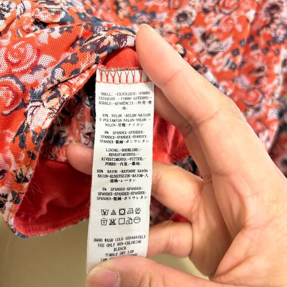 Free People All Dolled Up Top Womens Medium Red Floral Mesh Sheer High Neck Boho - Picture 10 of 10